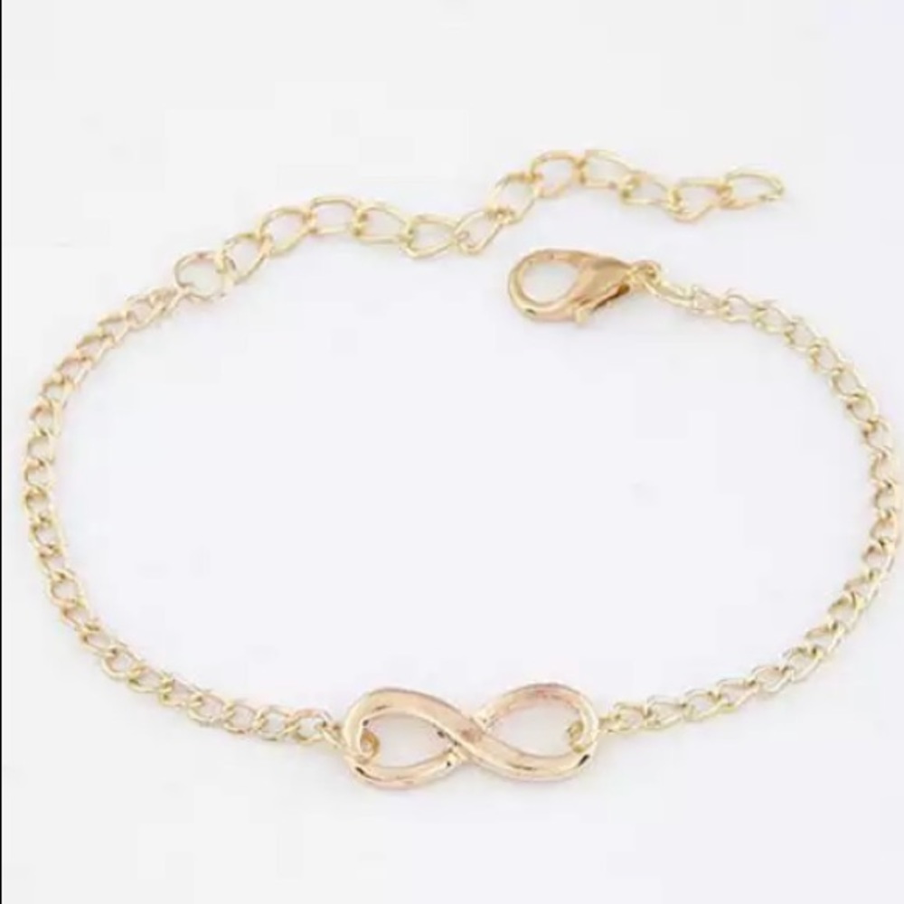 Gold infinity bracelet ❤️